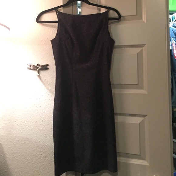 Black dress - Picture 4 of 5