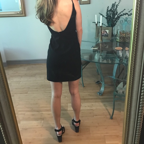 Black dress - Picture 2 of 5