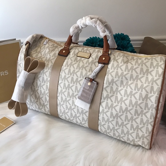 Michael Kors Handbags - 🆕 Michael Kors Travel Duffle ExtraLarge Vanilla