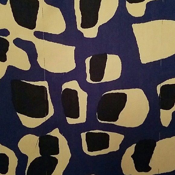 Banana Republic blouse - Picture 2 of 2