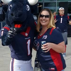 Meet your Posher, Tara