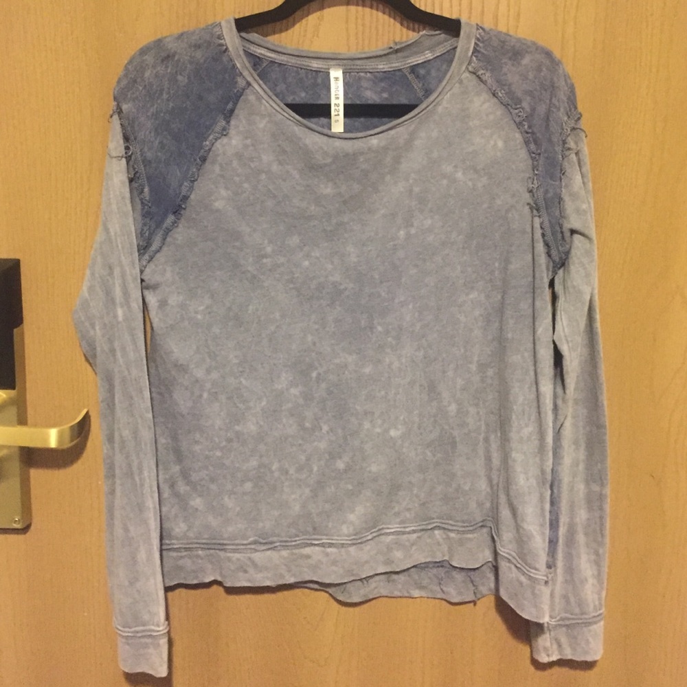 Hanger 221 long sleeve!