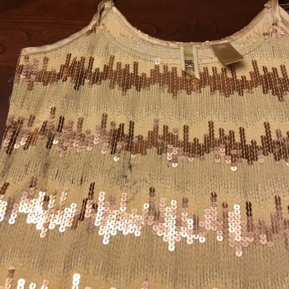 💛BKE Gold Sequin💛Tank Size Small - Picture 4 of 4