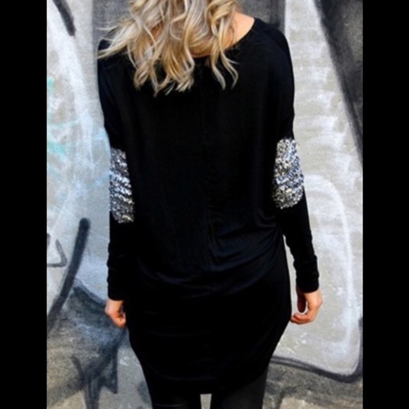 NEW! Black Hi-Low Sparkle Elbow Patch LooseFit Top - Picture 2 of 4