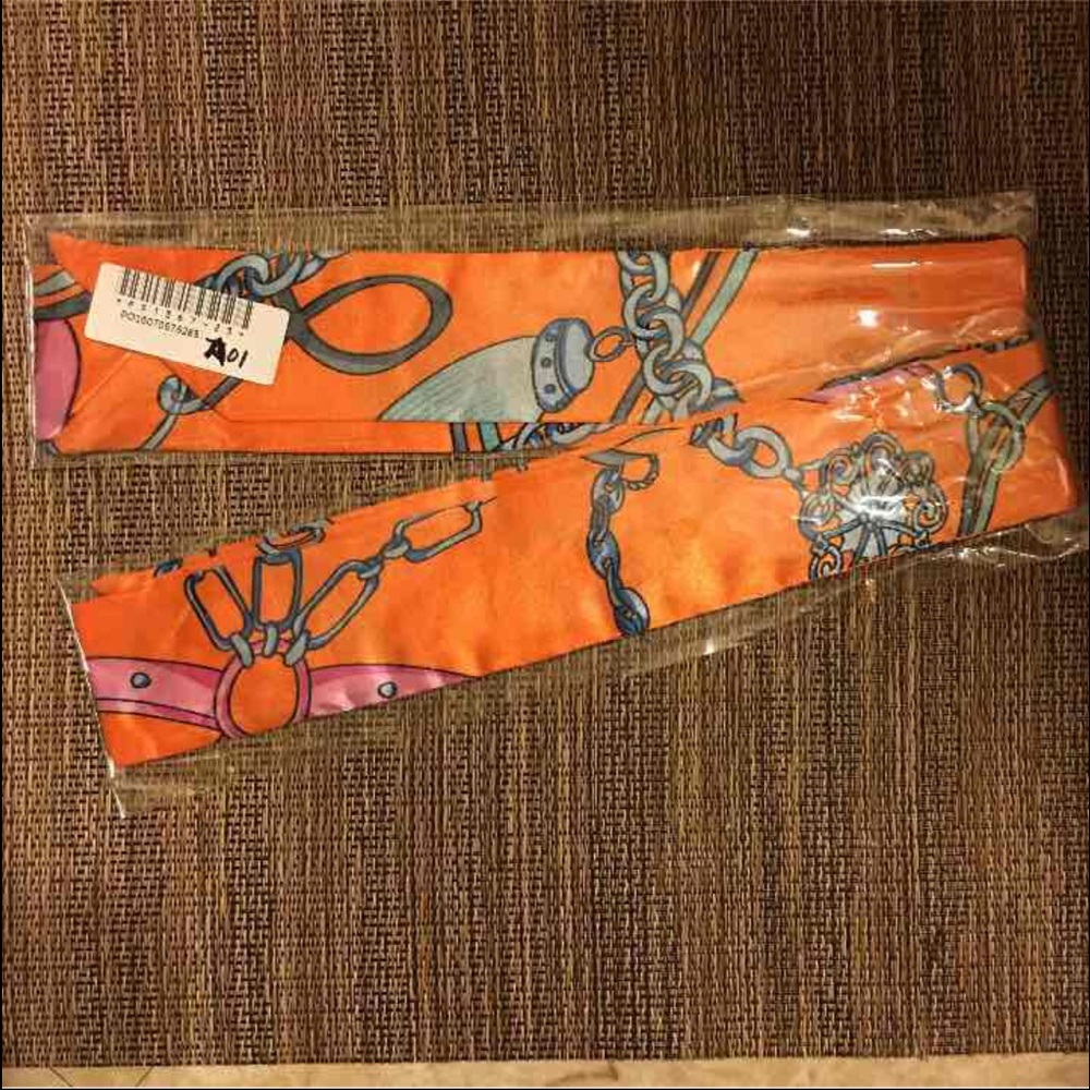 TWILLY SCARF- PAIR