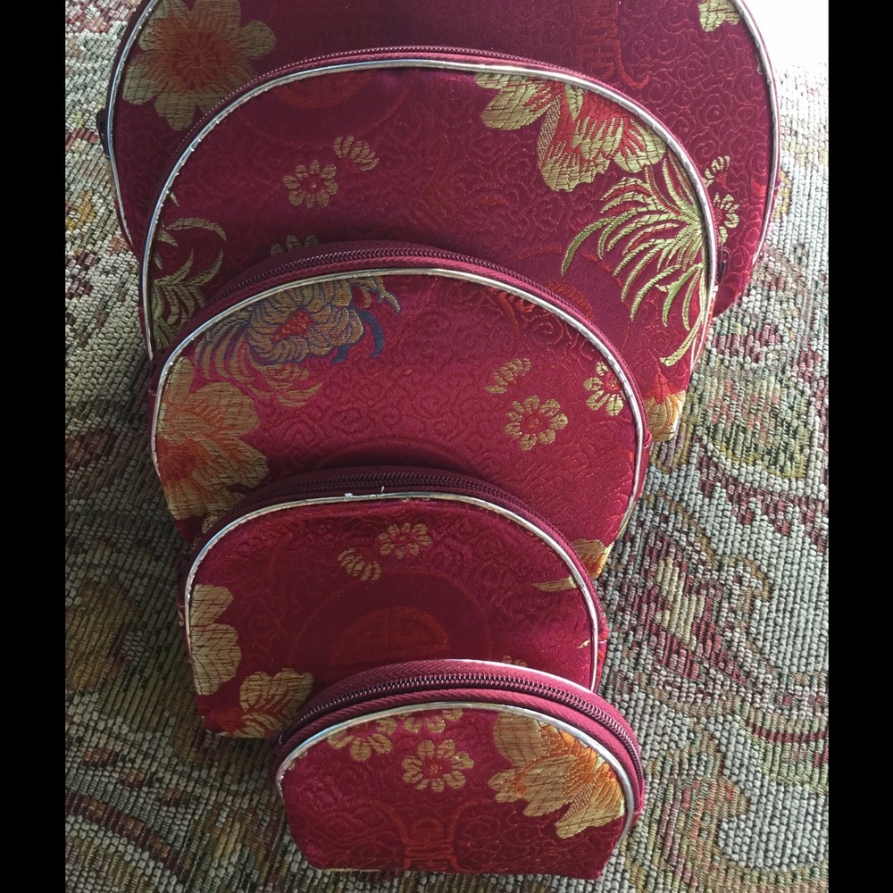 5 piece set asst. colors cosmetics bag sets