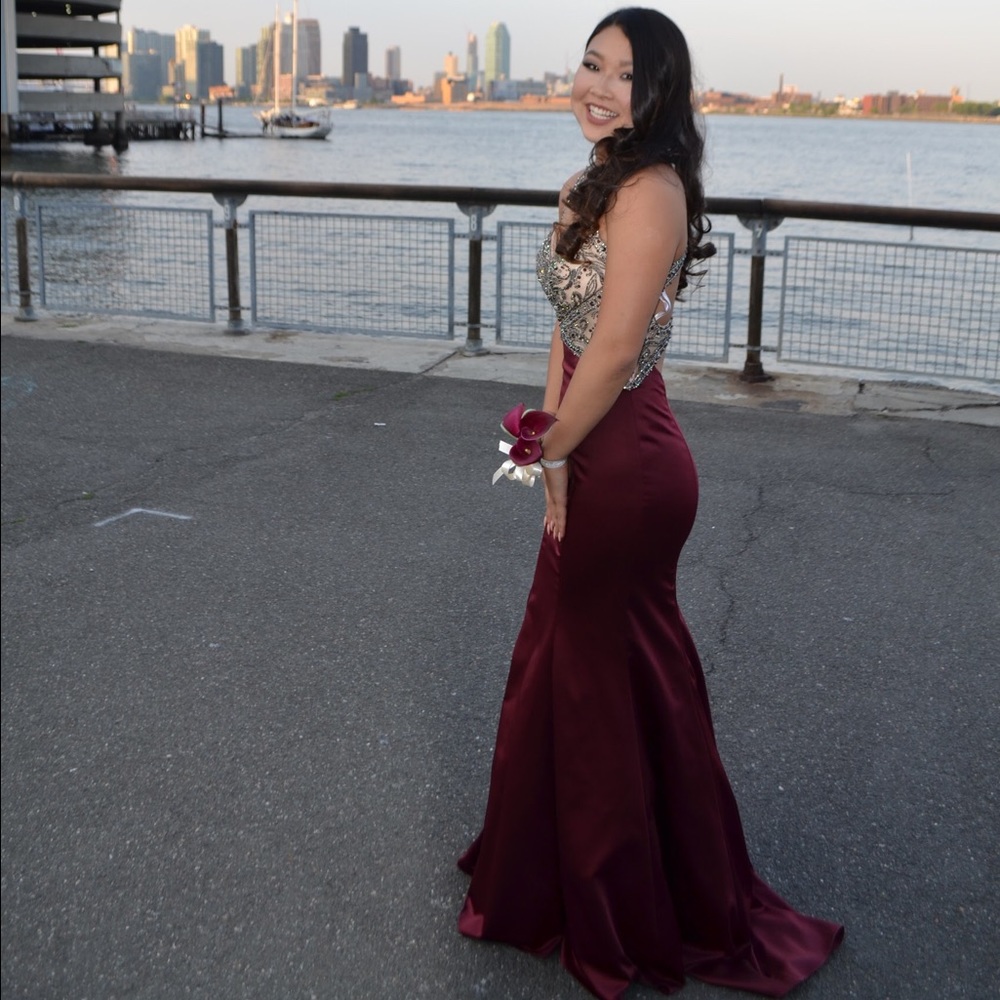 2cute: wine embellished open back prom dress