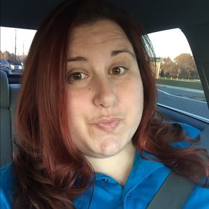 Meet your Posher, Julia