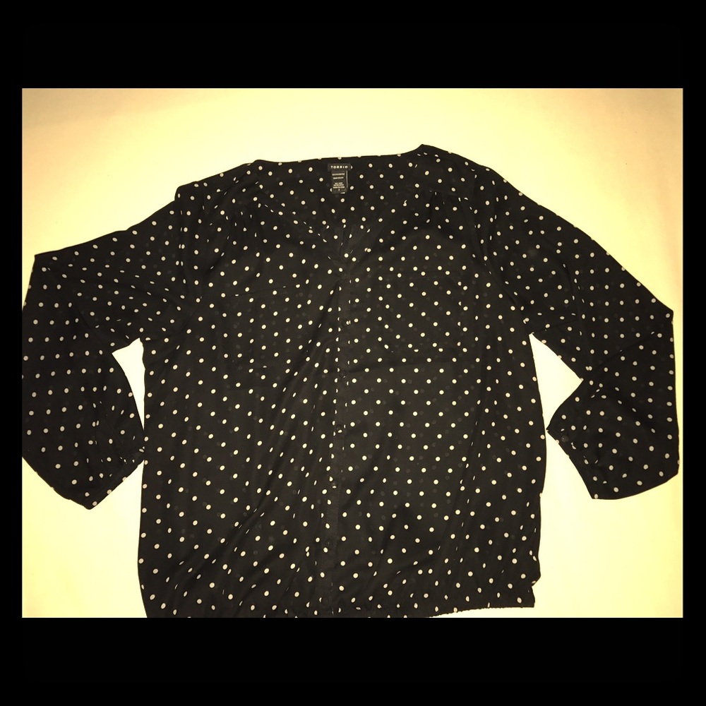 Torrid polka dot blouse