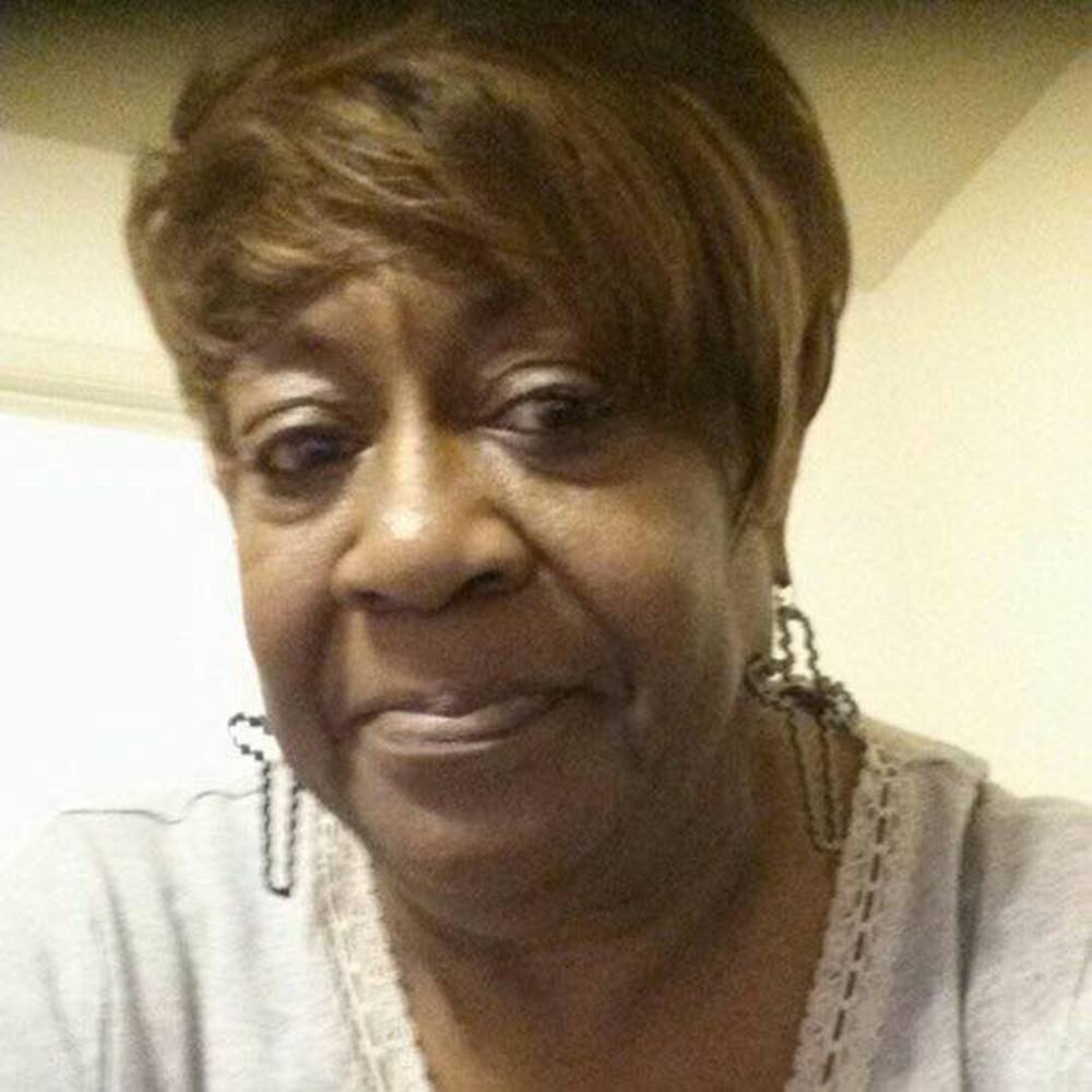 Meet your Posher, Gloria