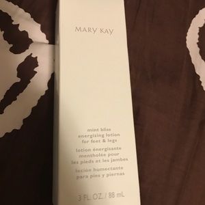 Mary Kay mint bliss lotion
