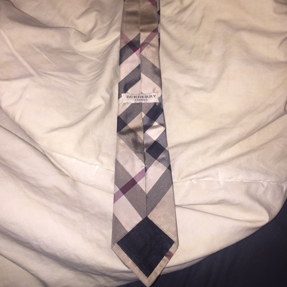 Burberry tie