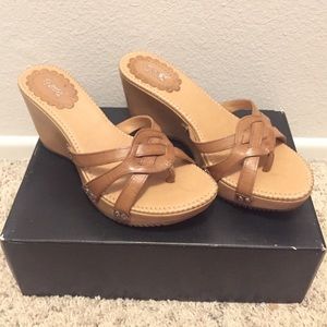 Carlos Santana leather wedges