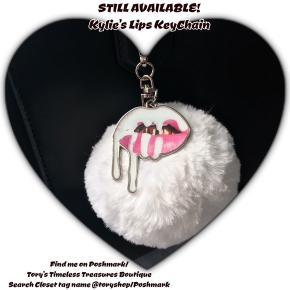 ⬇️Nip/Kylie's Iconic DrippingLips KeyChain/Wht/Slv - Picture 1 of 2