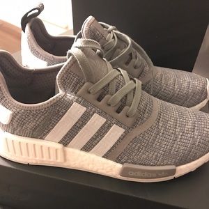 NMD_R1 Glitch Camo Dark Grey!!