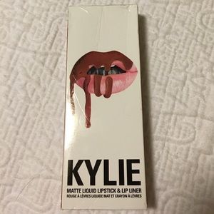 Kylie lip kit