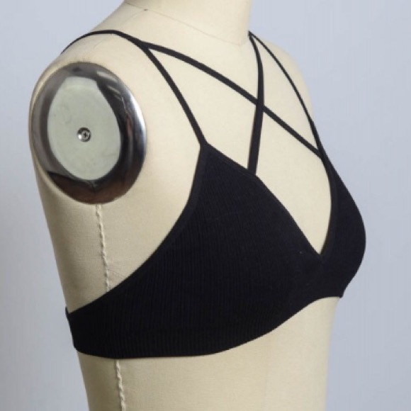 Seamless Front Cross Bralette - Picture 3 of 7