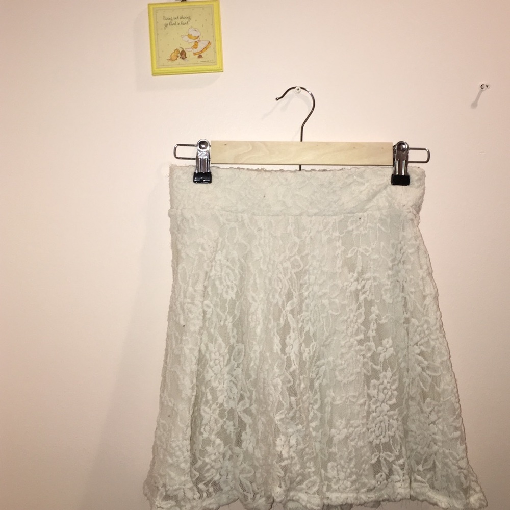 Used white lace Hollister skirt