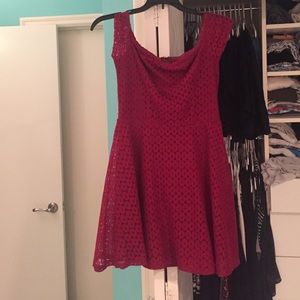 UNWORN RED BEAUTIFUL DRESS
