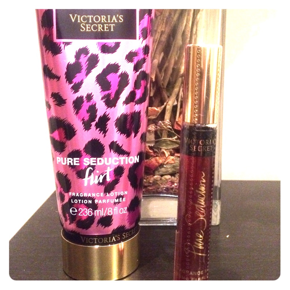 VS limited edition lotion + body spray set