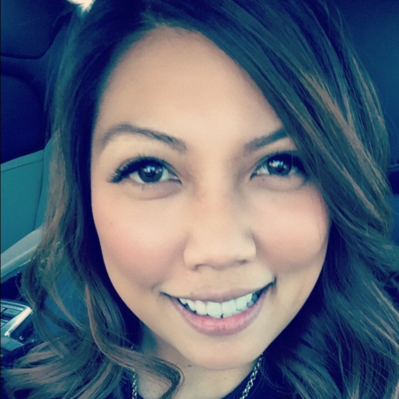 Meet your Posher, Katherine - Picture 2 of 4