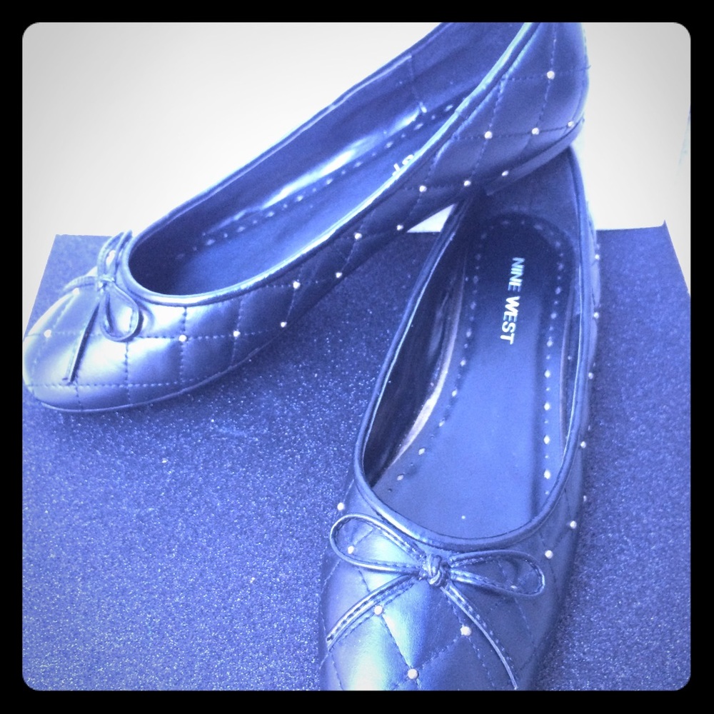 Nine West quilted black leather flats - Picture 1 of 4