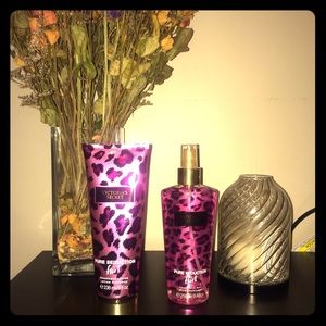 VS limited edition lotion + fragrance set