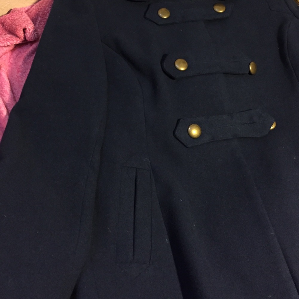 Nice long coat - Picture 3 of 3