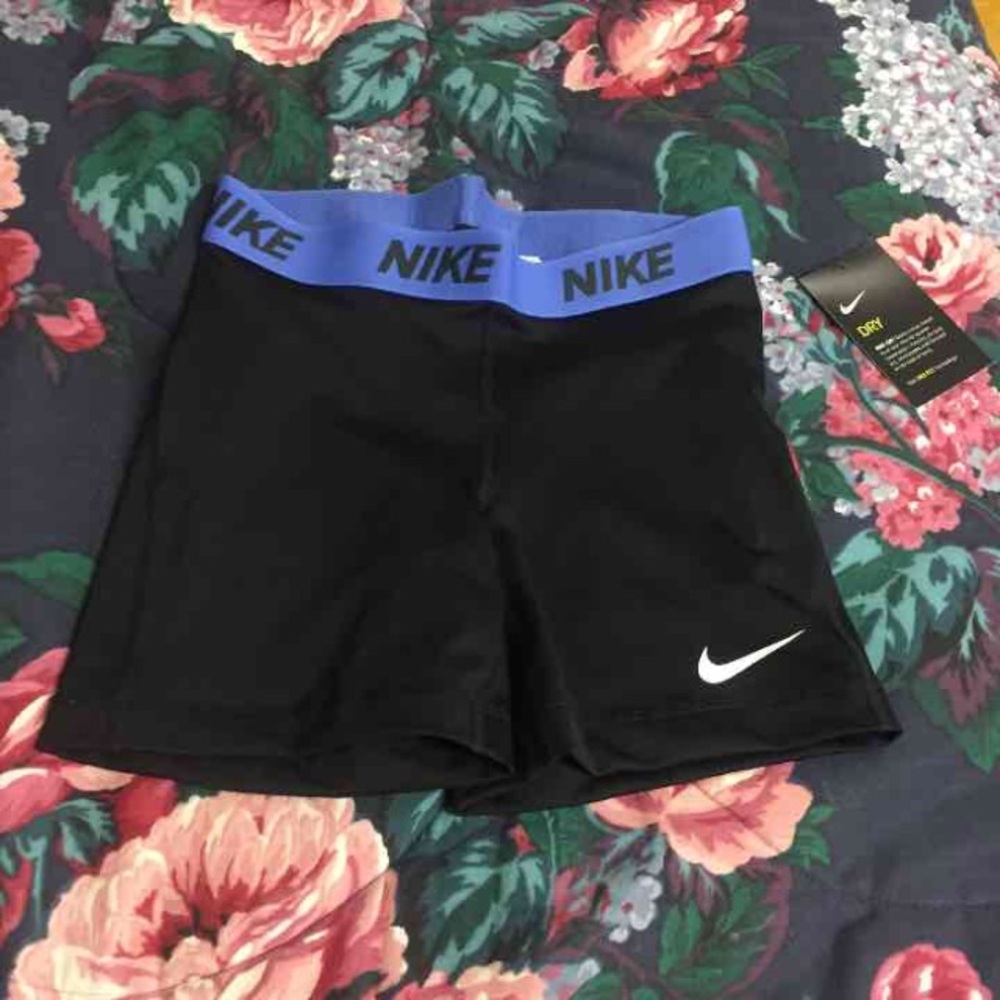 Nike dri fit spandex