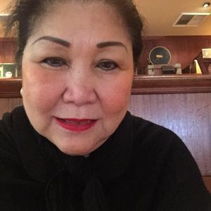 Meet your Posher, Elizabeth