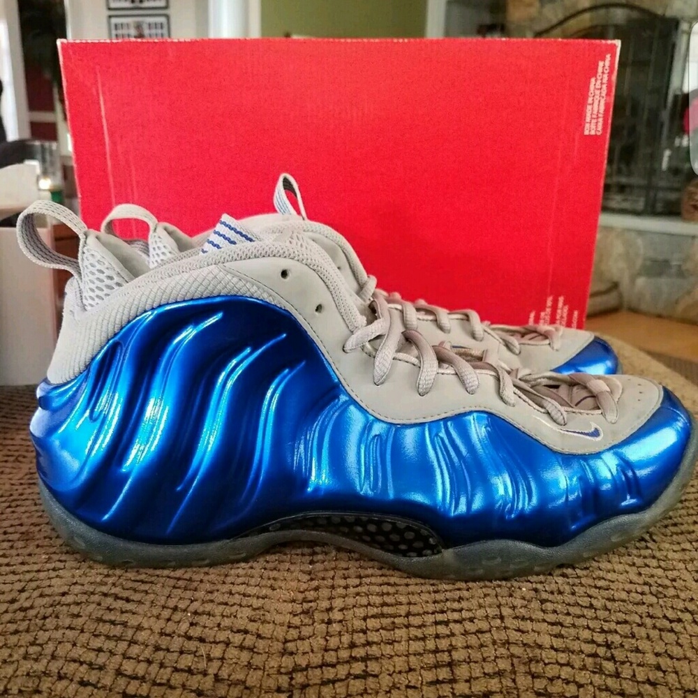 Nike Foamposite One.   Sport royal blue wolf grey