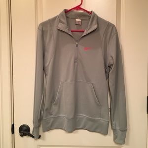Nike 1/2 zip pullover