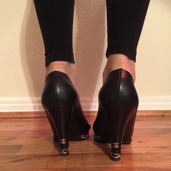 Authentic Chanel Heels - Picture 3 of 4