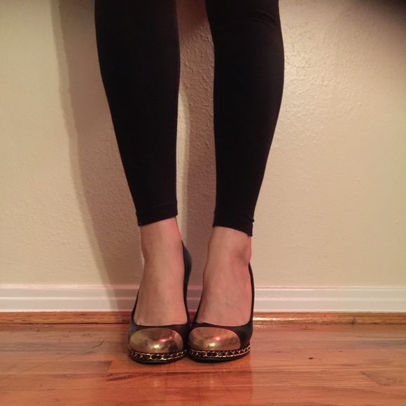 Authentic Chanel Heels - Picture 4 of 4
