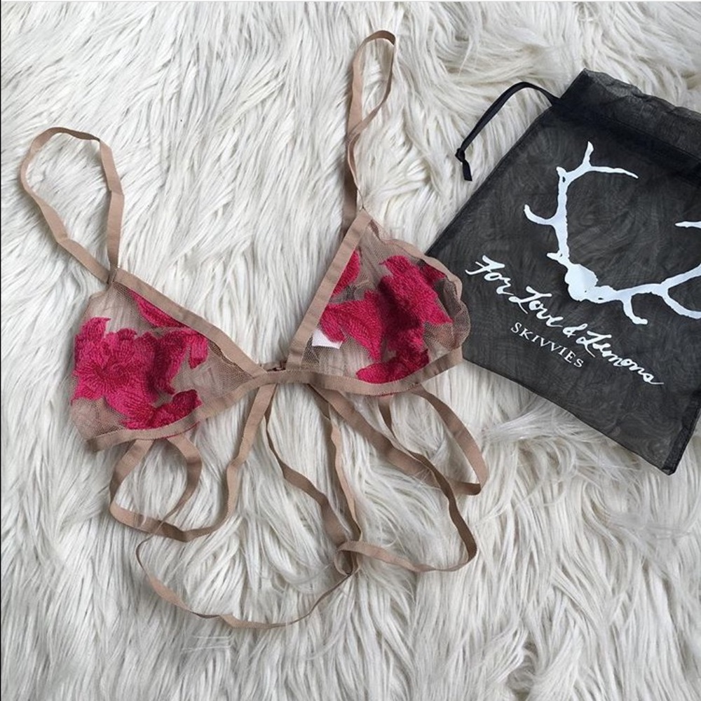 NWOT! Rare pink/nude strappy orchid bralette