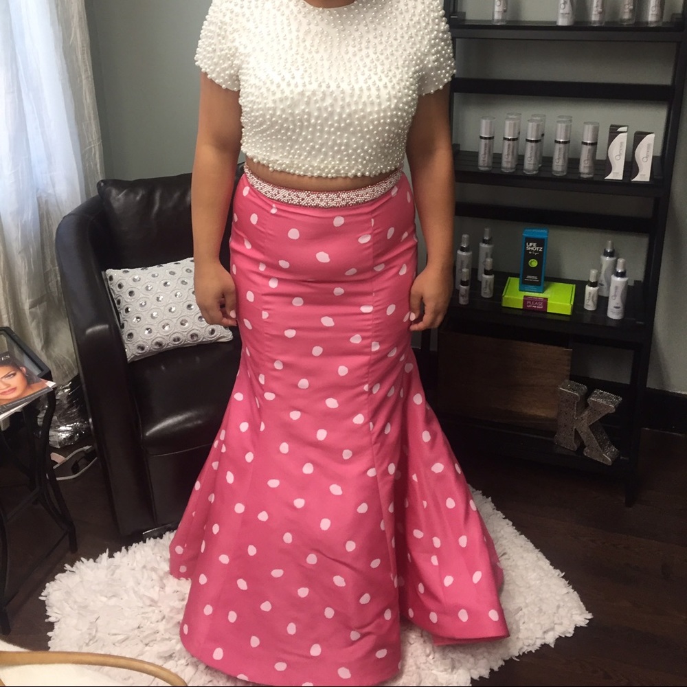 SHERRI HILL PROM DRESS