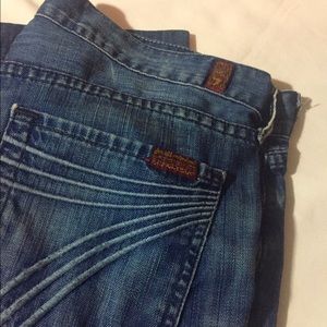 7 for All Mankind Women's Cropped Blue Jeans 👖