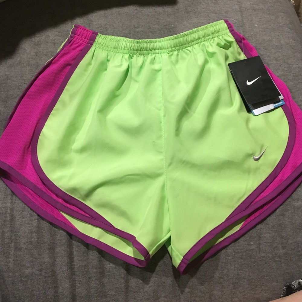 Nike Tempo Women's Shorts
