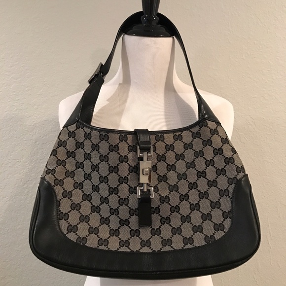 Gucci Handbags - Beautiful Authentic GUCCI bag