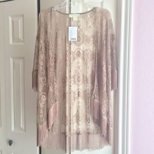 UO Staring At Stars Lace Fringe Kimono Shrug