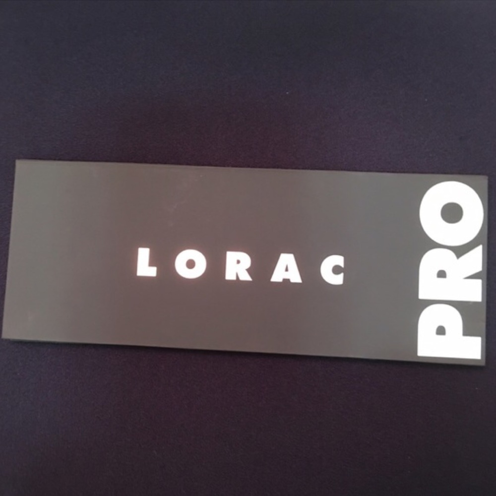 SOLD❌LORAC pro 2 pallet