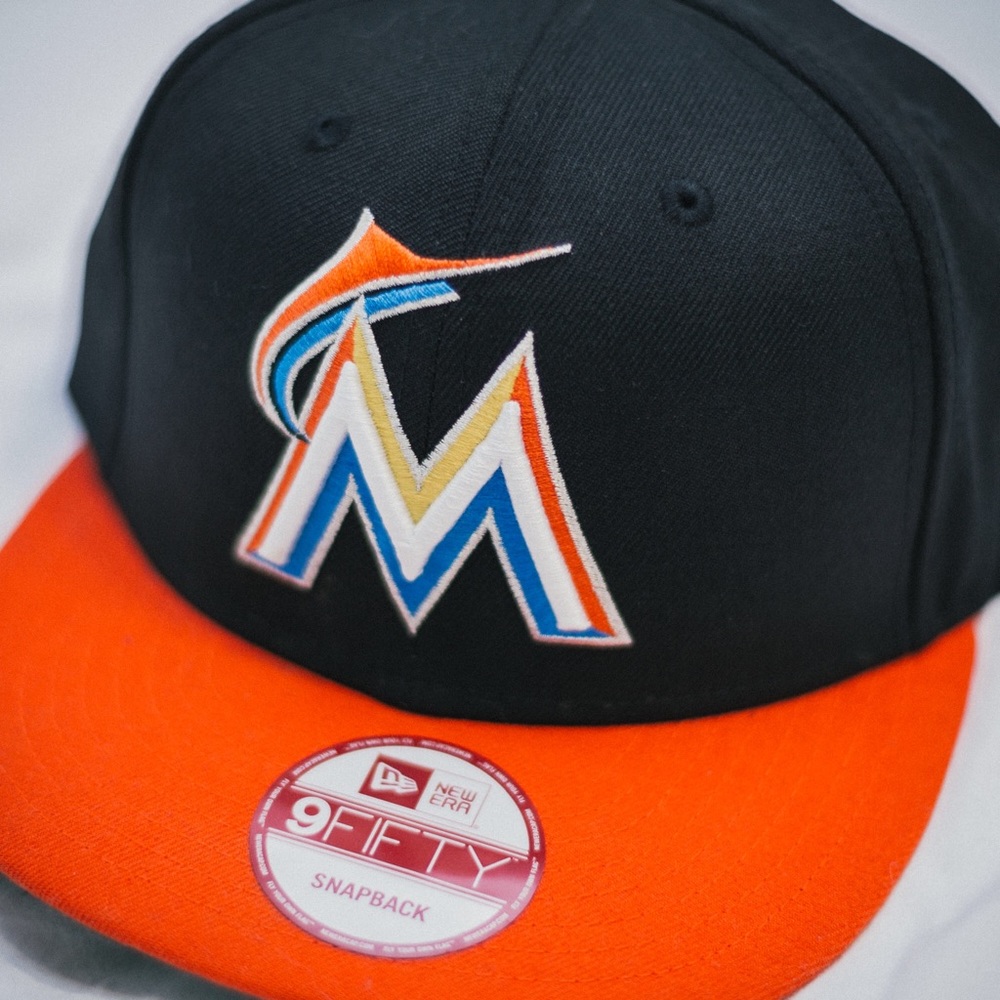 New Era 9FIFTY Miami Marlins SnapBack Baseball Hat
