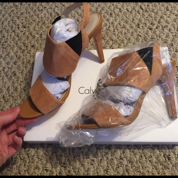 Sale Calvin Klein Safari Suede Sandal Tan NIB - Picture 5 of 5