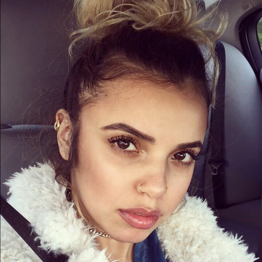 Meet your Posher, Nessma