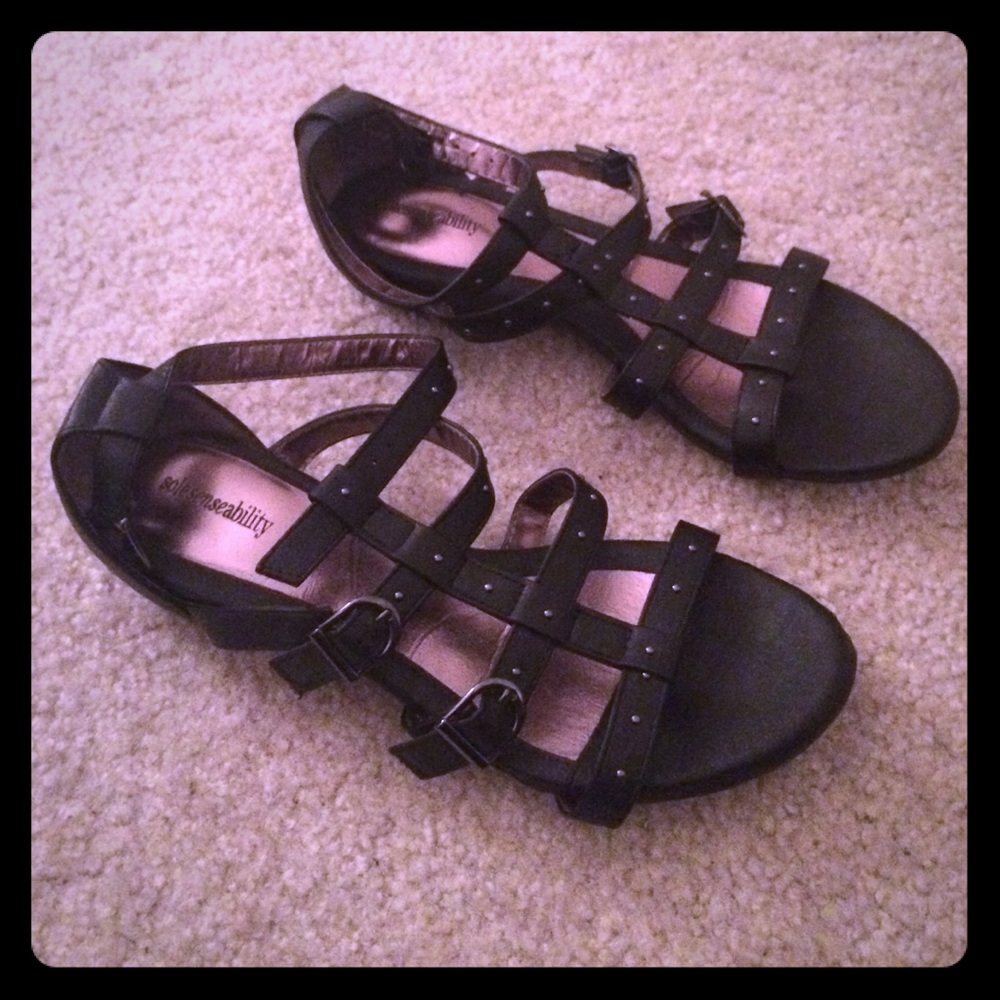 Black Strappy Flats