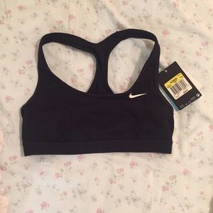Black Nike sports bra