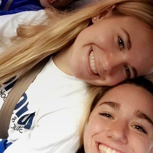 Meet your Posher, Jayci