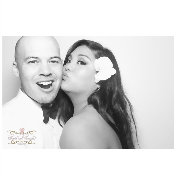 Meet your Posher 🌺- Vanessa - Picture 4 of 4