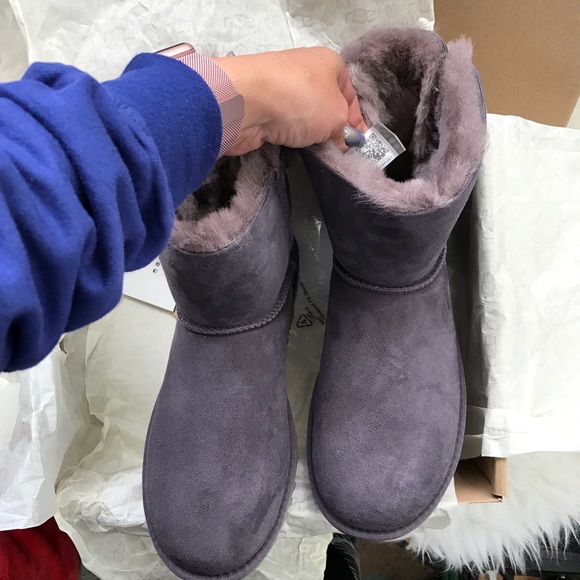 UGG authentic NAVEAH NHT boots sz 8 New! - Picture 3 of 3