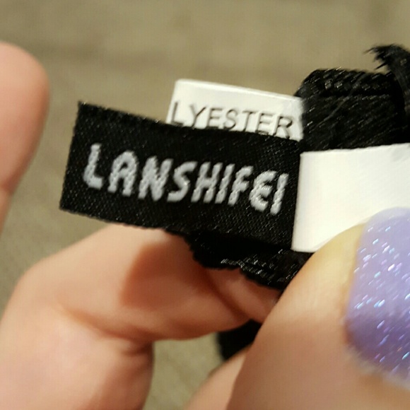 Black lace Lanshifei bralette - Picture 4 of 6